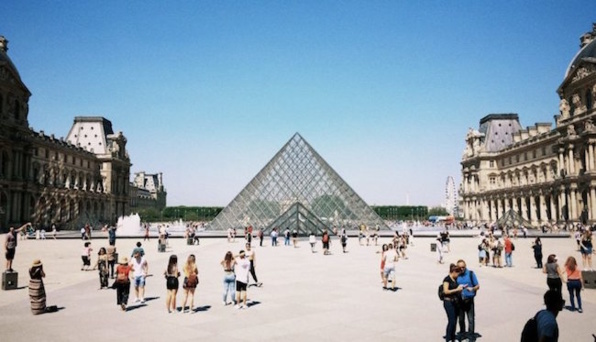 Tourisme France :  Après deux ans de pandémie, Paris retrouve ses touristes