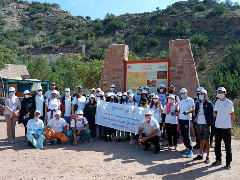 PROTECTION DE L’ENVIRONNEMENT DANS LA VALLÉE DU PARADIS PAR L’ASSOCIATION SURFRIDER MAROC PROTECTION DE L’ENVIRONNEMENT DANS LA VALLÉE DU PARADIS PAR L’ASSOCIATION SURFRIDER MAROC