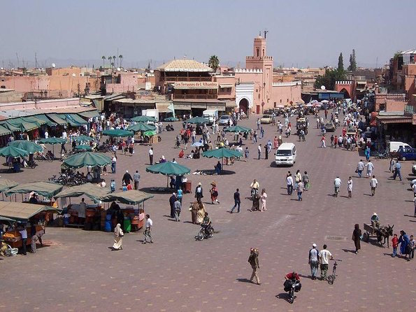 Tourisme: Marrakech sinistrée par la fermeture des frontières, quelques chiffres et témoignages Tourisme: Marrakech sinistrée par la fermeture des frontières, quelques chiffres et témoignages