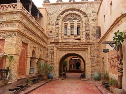 Agadir Tourisme / Démocratie Professionnelle Participative. La  Grande leçon des Nouveaux Statuts du CRT Agadir SM. Agadir Tourisme / Démocratie Professionnelle Participative. La  Grande leçon des Nouveaux Statuts du CRT Agadir SM.