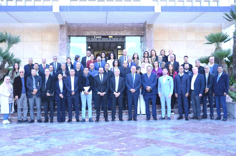 PHOTO SOUVENIR PROFESSIONNELS ET STAF ONMT PHOTO SOUVENIR PROFESSIONNELS ET STAF ONMT