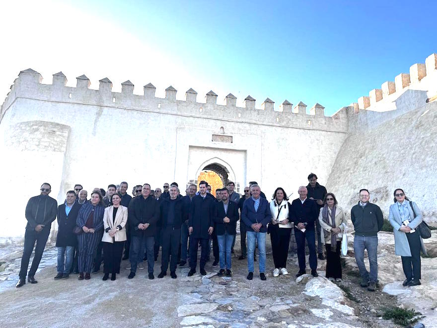 Canariens en visite au site historique Agadir OUfella