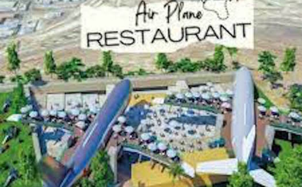 Agadir Aquaparc Danialand / Deux avions restaurant. Grande première au Maroc.
