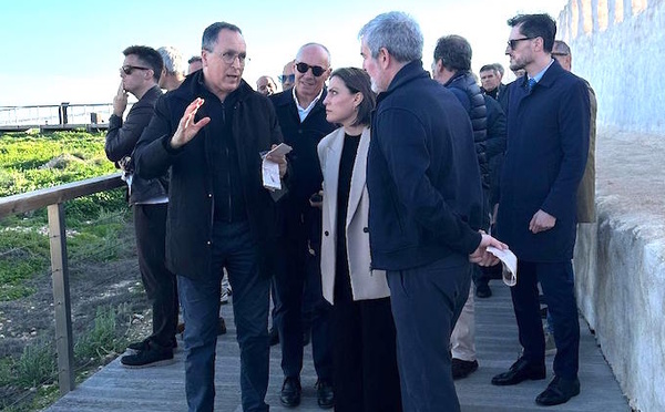 Canariens en visite au site historique Agadir OUfella