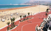 Réaménagement de la corniche d’Agadir : la mise à niveau de la plage relancée
