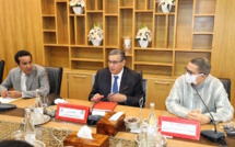Agadir Commune Urbaine / Plan de Développement Urbain ( PDU)  Aziz Akhannouch, en présence du Wali Ahmed Hajji, rencontre les responsables des sociétés de développement local pour faire le point sur l'avancement des travaux.
